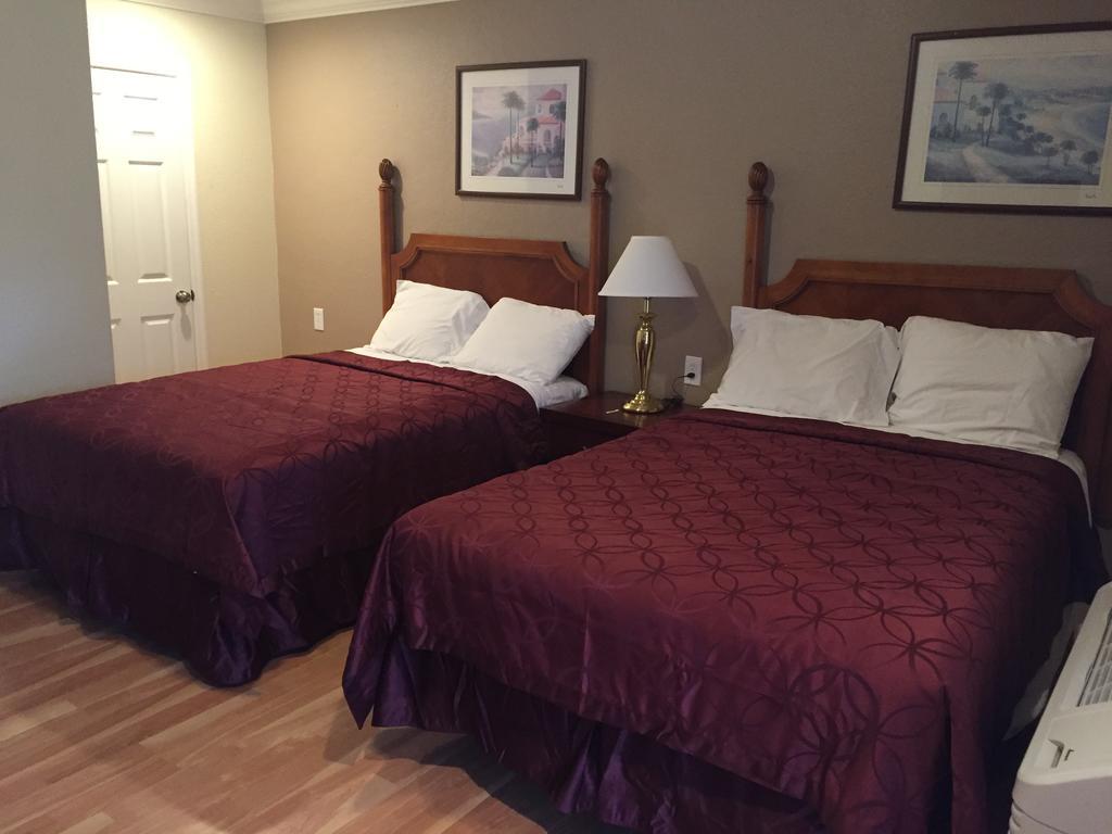 Wagon Wheel Motel Салинас Экстерьер фото