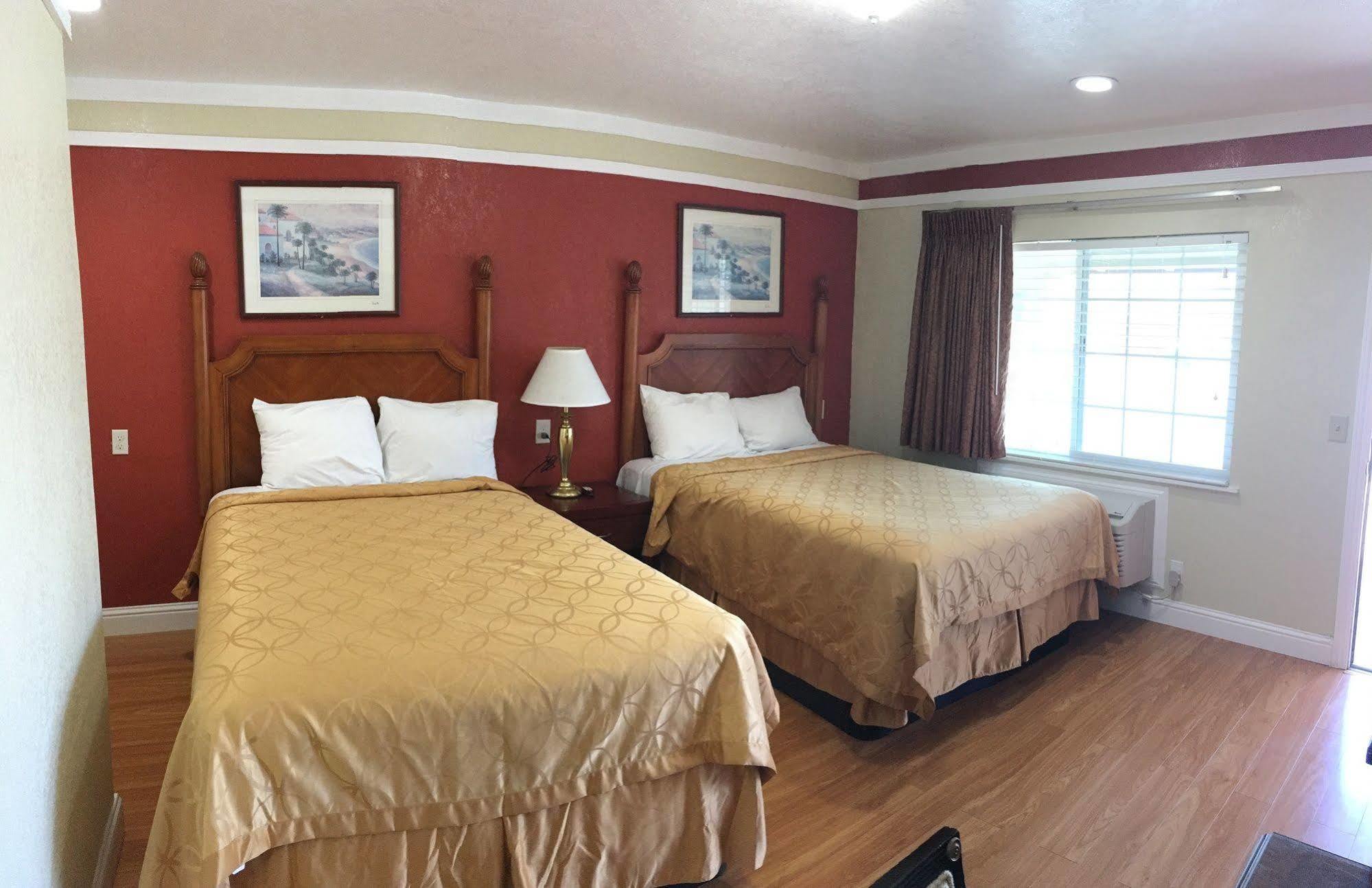 Wagon Wheel Motel Салинас Экстерьер фото