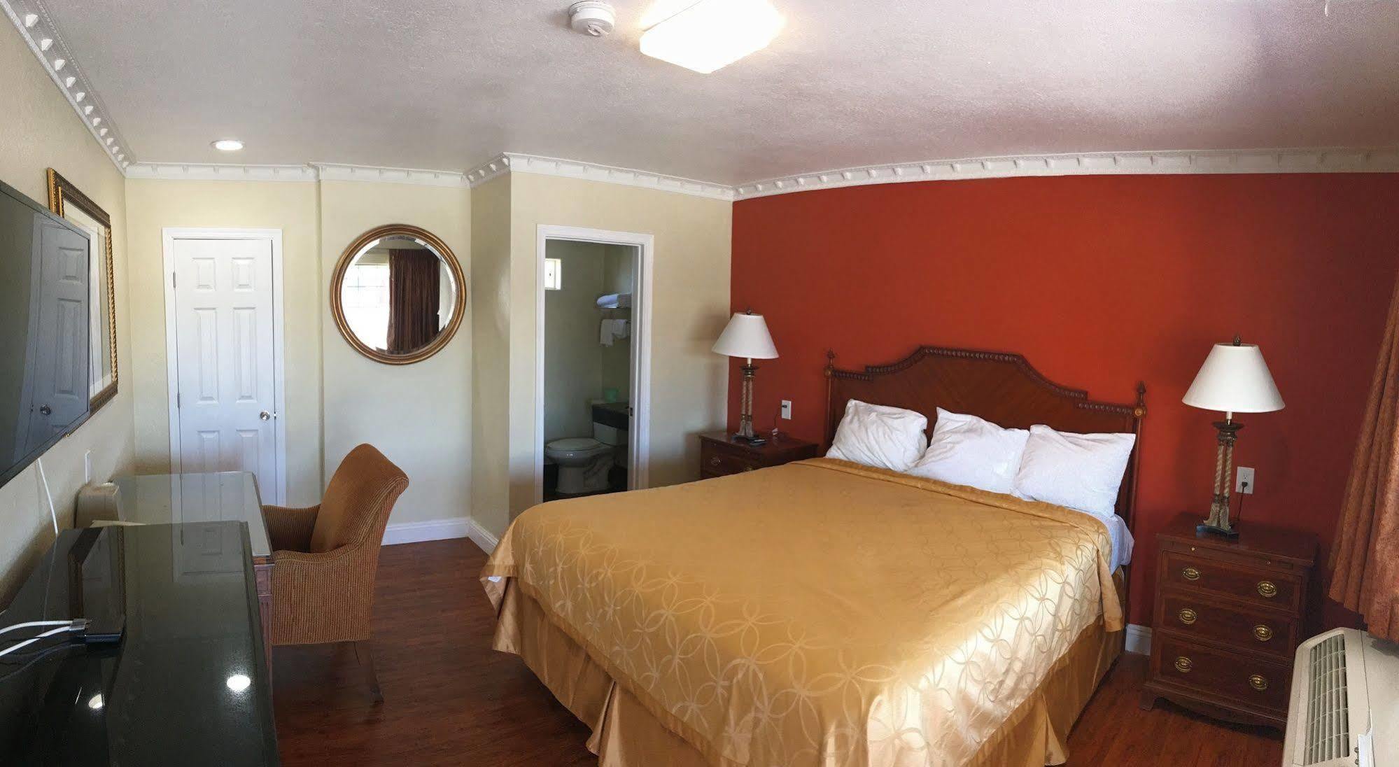 Wagon Wheel Motel Салинас Экстерьер фото