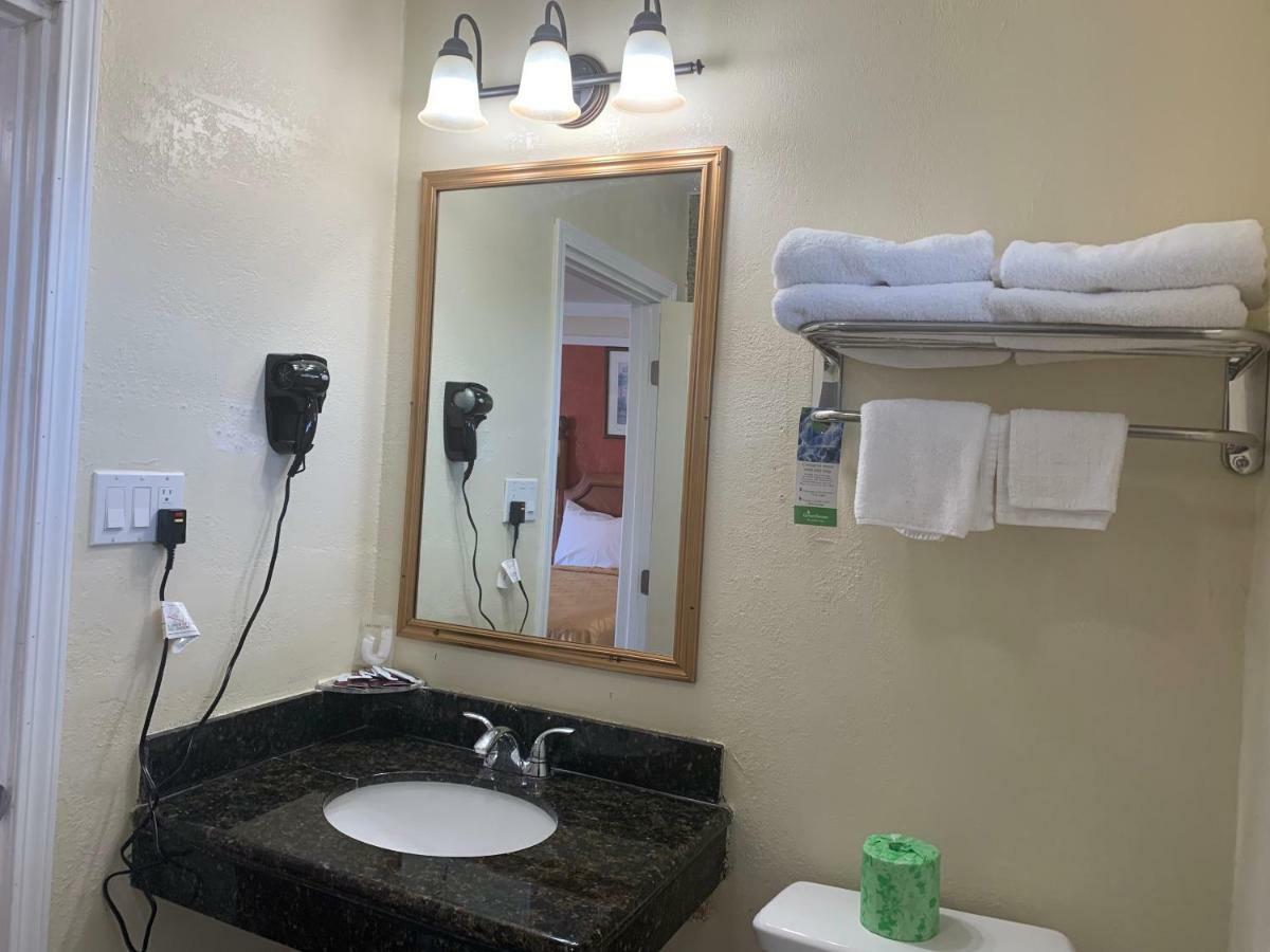 Wagon Wheel Motel Салинас Экстерьер фото